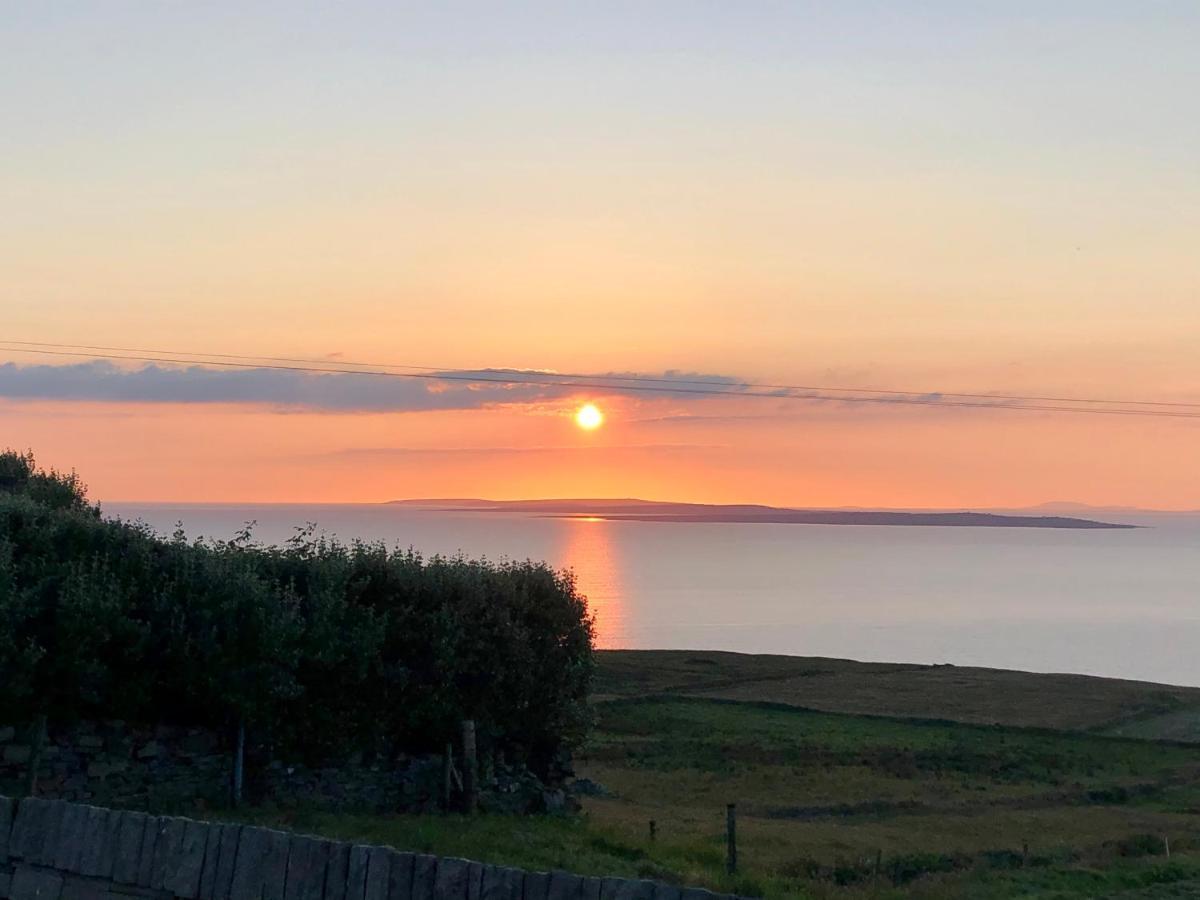 Ocean View Guestrooms Doolin Bagian luar foto