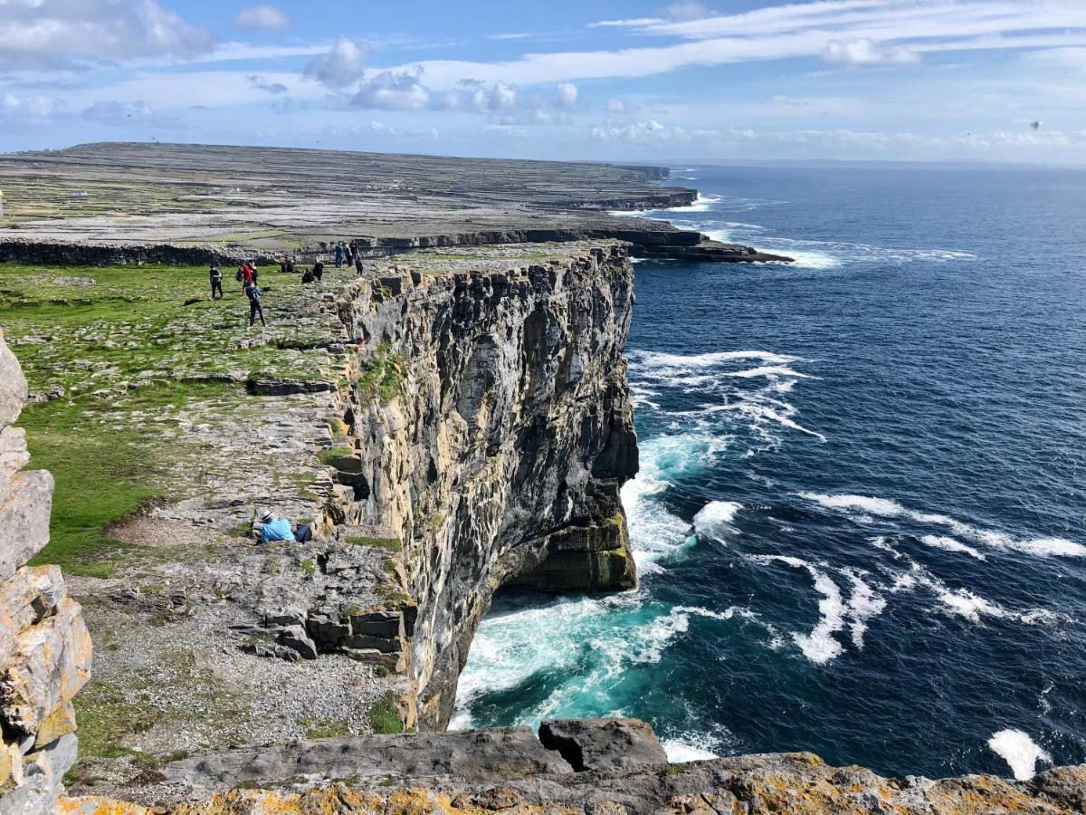 Ocean View Guestrooms Doolin Bagian luar foto